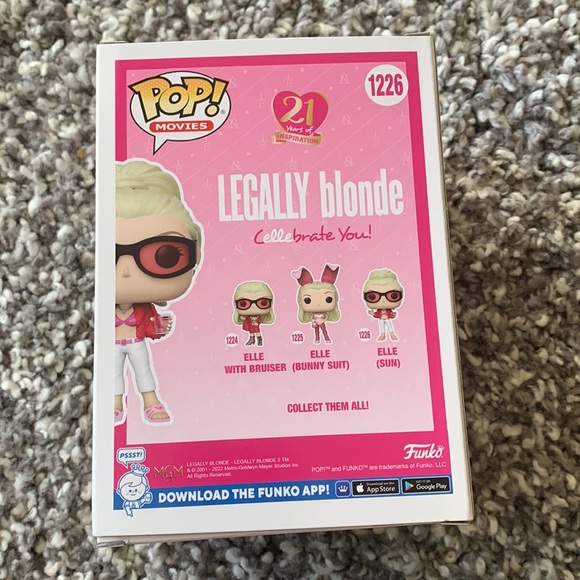 Brand New Still In Box LEGALLY BLOND Funko Pop Character Elle Sun Version - Picture 2 of 3